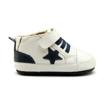 Load image into Gallery viewer, Platinum Bub Sneaker
