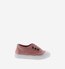 Load image into Gallery viewer, 1915 Inglesa Washed Canvas Sneaker
