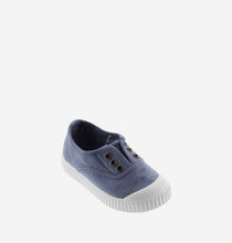Load image into Gallery viewer, 1915 Inglesa Washed Canvas Sneaker
