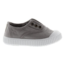 Load image into Gallery viewer, 1915 Inglesa Washed Canvas Sneaker
