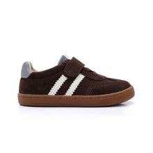 Load image into Gallery viewer, Chocolate Ace Runner Sneaker
